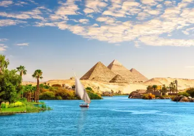 Exploring Egypt in 5 Days: Pyramids, Nile Cruise & Local Flavors