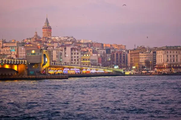 Dolmabahce, Bosphorus Cruise and Two Continents Tour